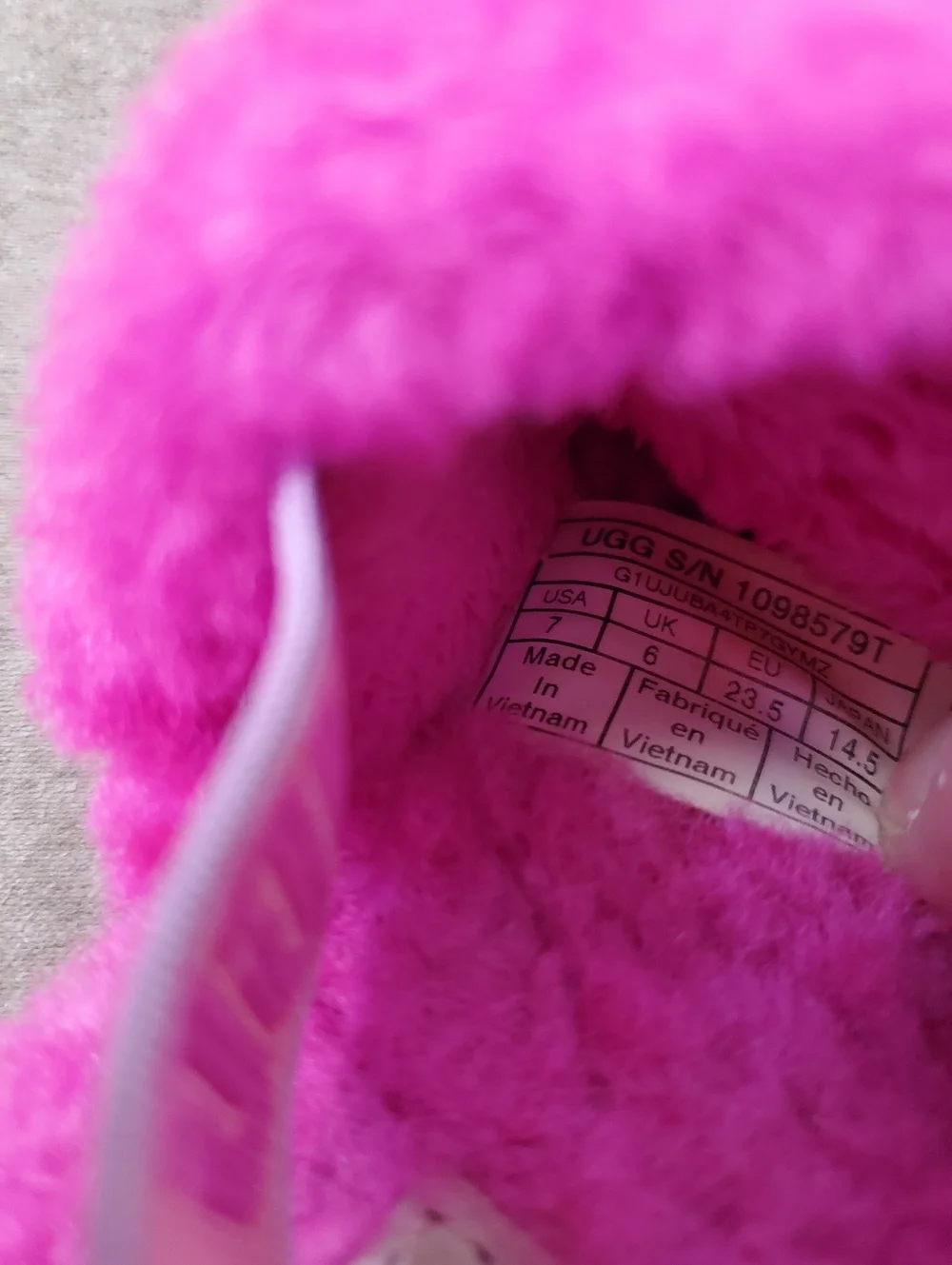 UGG Fluff Yeah Toddler Slide Infant/Toddler Lifestyle Sandal1098579T in